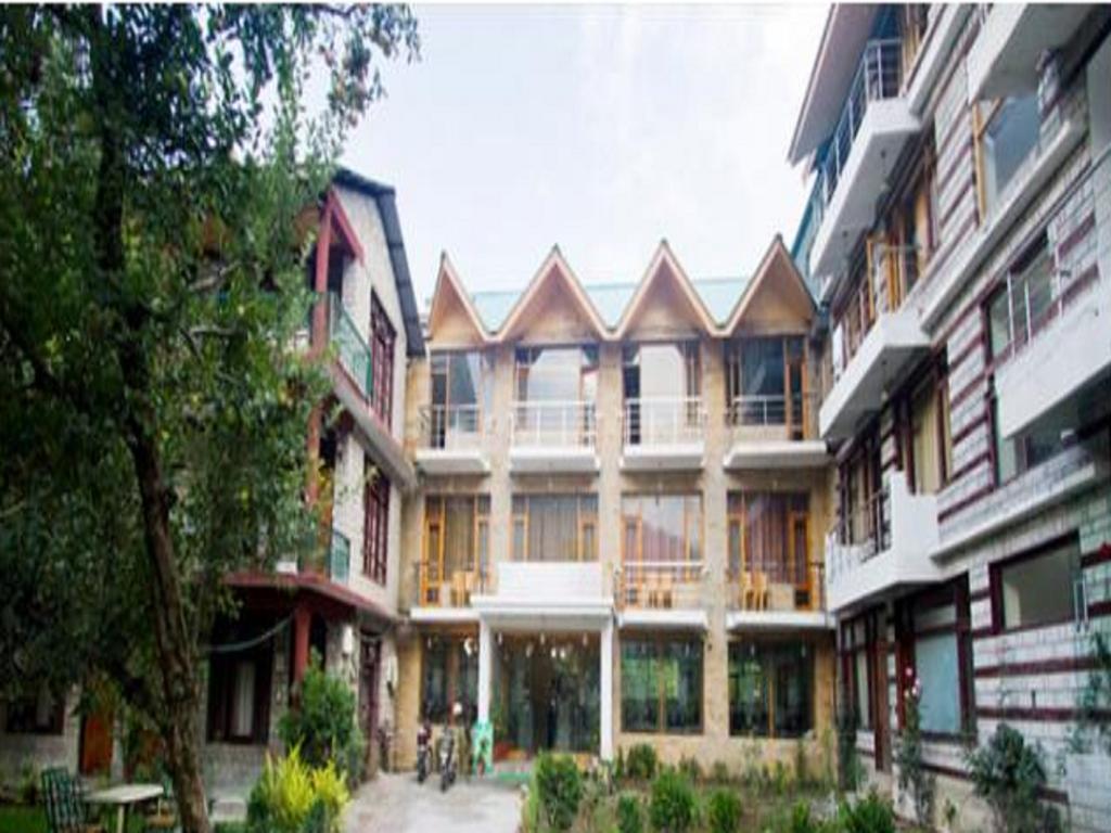 The Grand Welcome Hotel มะนาลี ภายนอก รูปภาพ